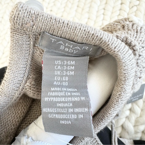 Tahari Baby Knit Dresss, Hat, Bloomer set - Picture 5 of 5